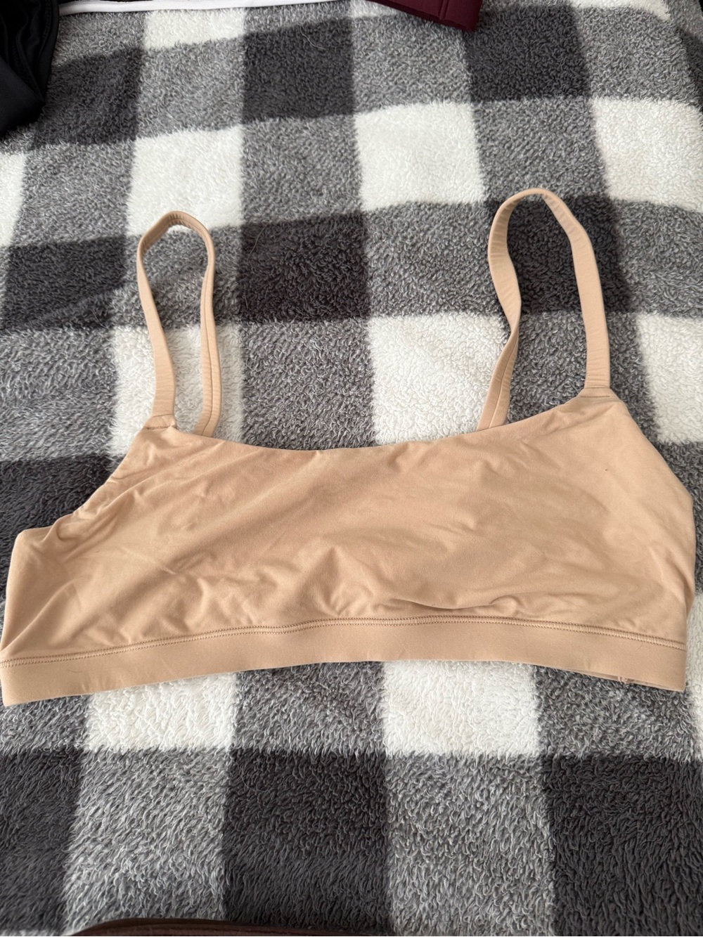 SKIMS Soft Nude Seamless Bralette - Light Beige